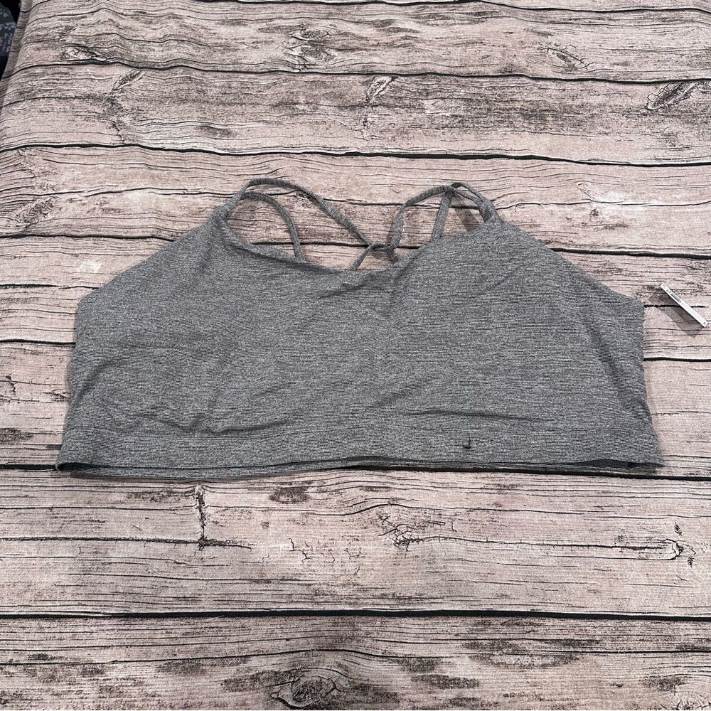 NWT Old Navy Space Dyed Grey Sports Bra With Strappy Back Size 4X